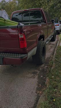 Red 2005 Ford F-250 XLT Crew Cab Super Duty