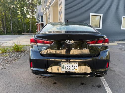 Black 2019 Hyundai SONATA SE