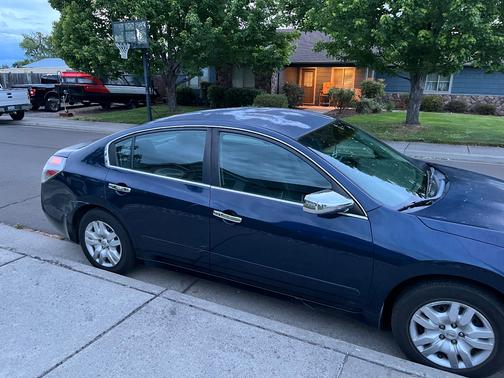 Blue 2012 Nissan Altima 2.5 S