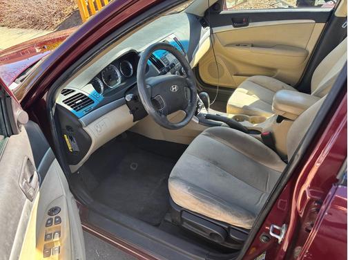 2010 Hyundai SONATA GLS