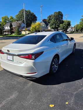 White 2020 Lexus ES 350 Base