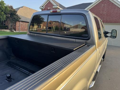 Gray 2001 Ford F-250 Lariat Crew Cab Super Duty