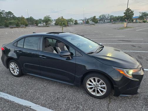 Black 2020 Toyota Corolla LE