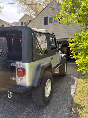 Silver 2005 Jeep Wrangler Rubicon