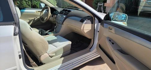 White 2006 Toyota Camry Solara SE