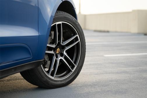 2020 Porsche Macan Macan S