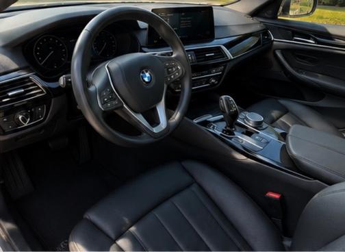 White 2020 BMW 530e iPerformance