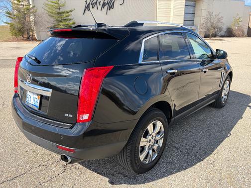 Black 2015 Cadillac SRX Luxury Collection