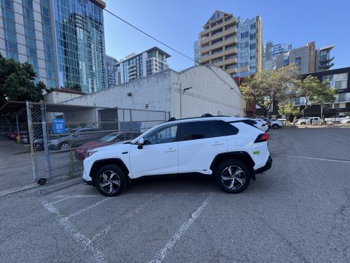 2021 Toyota RAV4 Prime SE