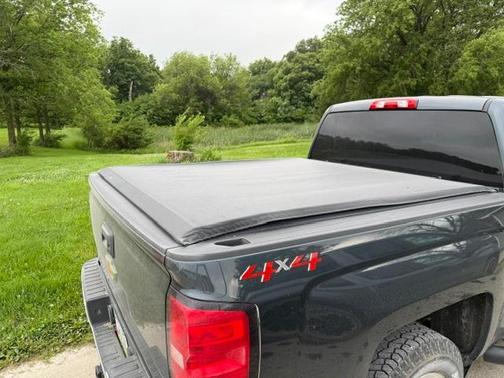 Gray 2018 Chevrolet Silverado 1500 1LT