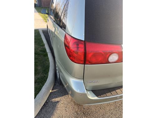 2008 Toyota Sienna XLE Limited