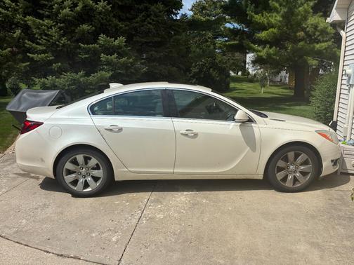 White 2015 Buick Regal Turbo Premium II