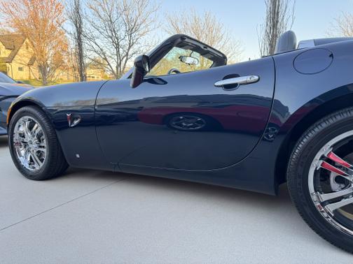 2007 Pontiac Solstice Base