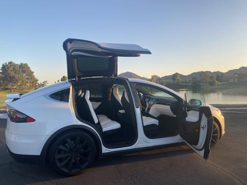 2017 Tesla Model X 75D