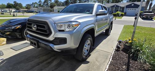 2022 Toyota Tacoma SR