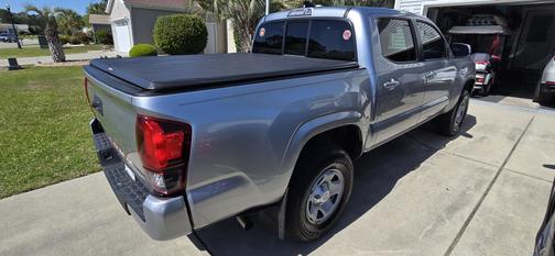 2022 Toyota Tacoma SR