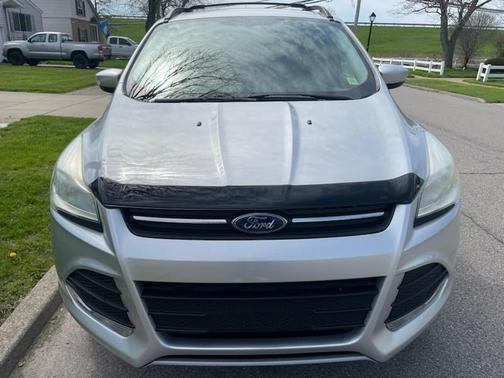 Silver 2013 Ford Escape SE