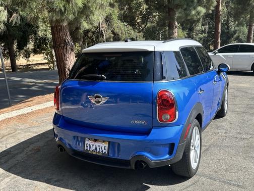 2011 MINI Cooper S Countryman Base