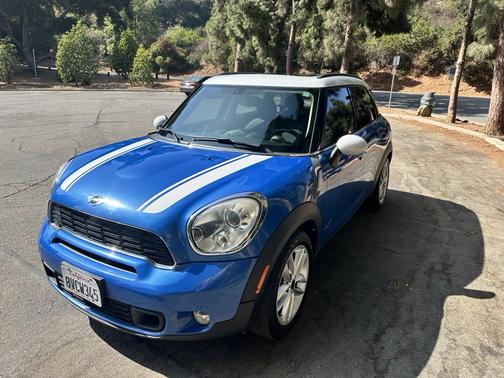 2011 MINI Cooper S Countryman Base