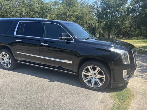 2017 Cadillac Escalade ESV Premium Collection