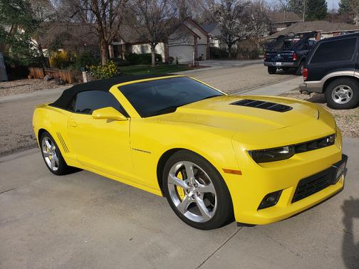 Yellow 2015 Chevrolet Camaro 2SS