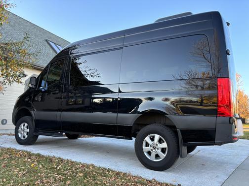 2019 Mercedes-Benz Sprinter 2500 High Roof