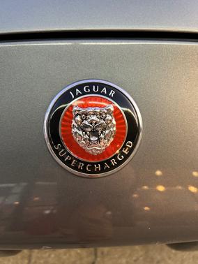 2005 Jaguar XKR Base