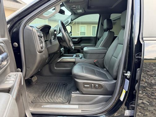 Black 2022 Chevrolet Silverado 2500 LTZ