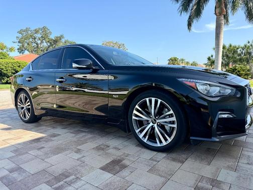 Black 2019 INFINITI Q50 3.0t Sport