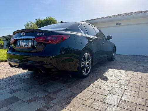 Black 2019 INFINITI Q50 3.0t Sport