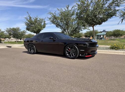 Black 2019 Dodge Challenger SXT