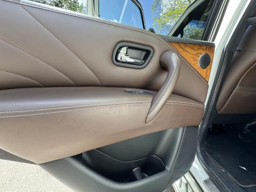 2017 INFINITI QX80 Limited