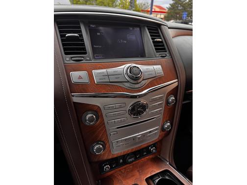 2017 INFINITI QX80 Limited