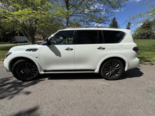 2017 INFINITI QX80 Limited