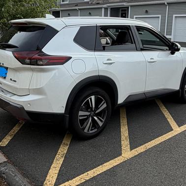 White 2024 Nissan Rogue SL
