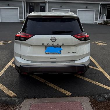 White 2024 Nissan Rogue SL