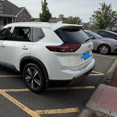 White 2024 Nissan Rogue SL