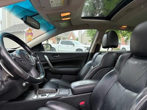 Red 2013 Nissan Maxima SV