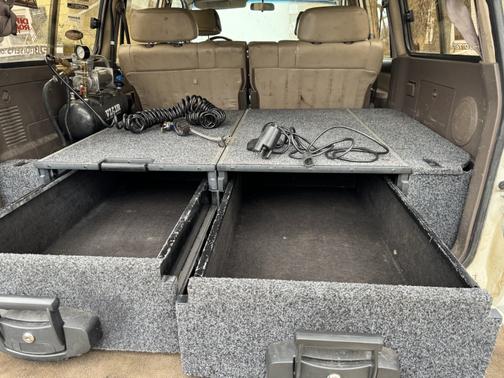 1996 Toyota Land Cruiser Base