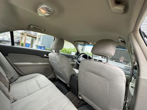 2010 Ford Fusion S