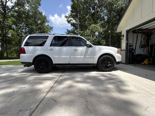 2006 Lincoln Navigator Luxury