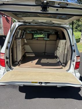 2004 Lexus LX 470 Base