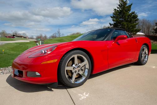 Red 2006 Chevrolet Corvette Base