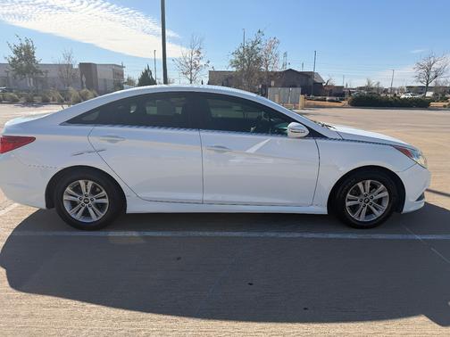 2014 Hyundai SONATA GLS