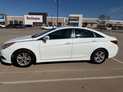 2014 Hyundai SONATA GLS