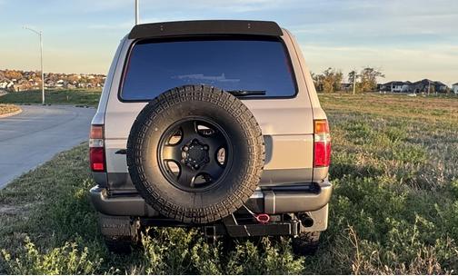 1997 Toyota Land Cruiser Base