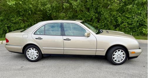 1999 Mercedes-Benz E-Class E320