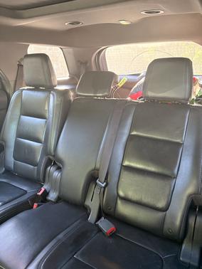 White 2013 Ford Explorer XLT