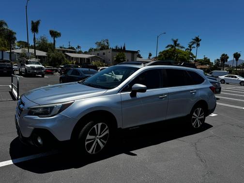 Silver 2019 Subaru Outback 2.5i Limited