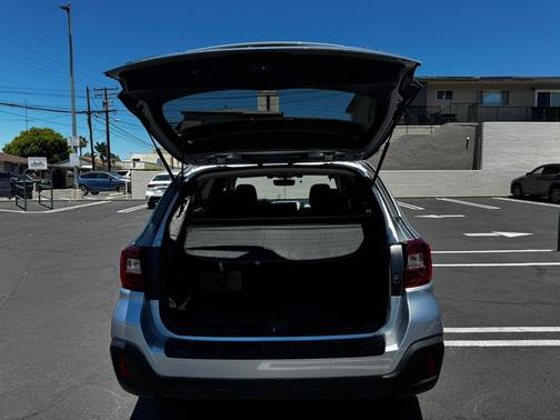 Silver 2019 Subaru Outback 2.5i Limited